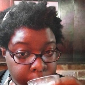 Meet your Posher, Aliya